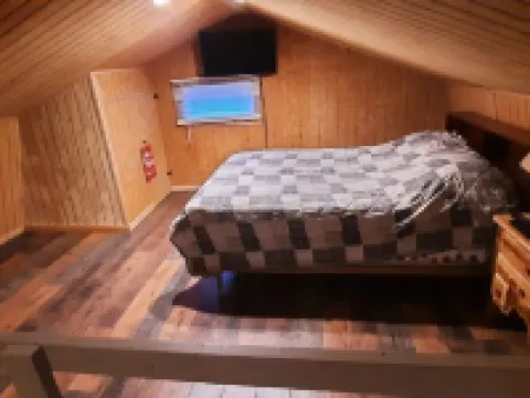 Cozy Cabin Hotels in Harrison County