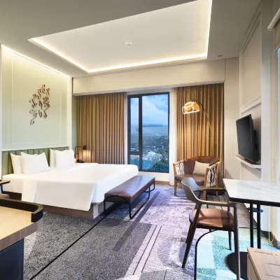 Luwansa Hotel and Convention Center Manado - parking