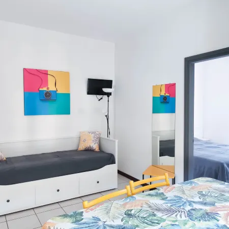Cozy flat by the beach
