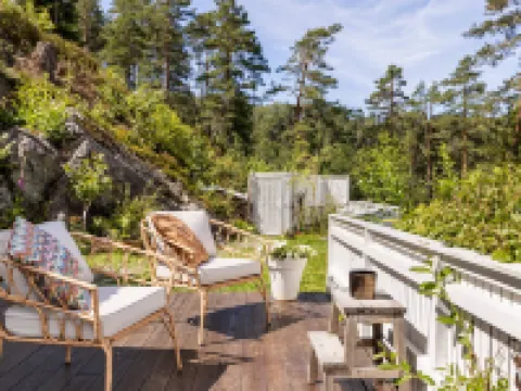 Cabin, 30 m to the Sea, 25 Min Oslo, 10 Min Tusenfryd Hotels in Frogn