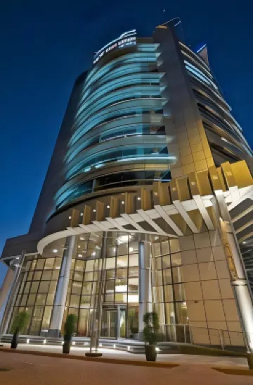 DoubleTree by Hilton Dubai Port Saeed Hotels in Dubai