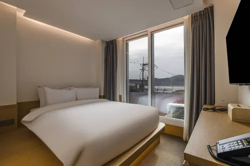 BLUEFROG HOTEL - 2-Star