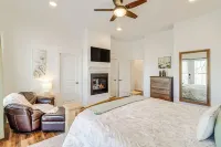'The Hamilton Heber Springs' Home w/ Hot Tub! - 3-Star