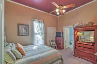 Charming Gulfport Getaway Only 3 Blocks to Beach! - Kæledyr tilladt