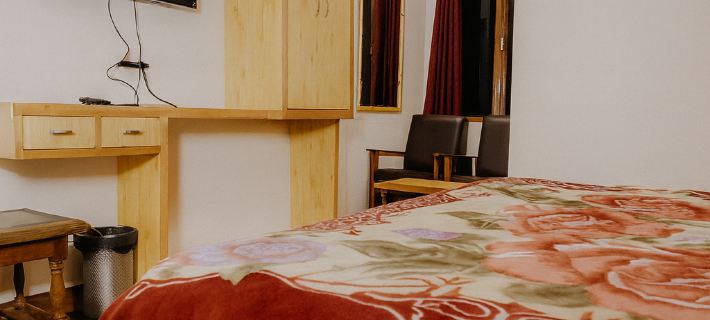 The Prasher Lodge, Near Mall Road Manali Hotéis em Manali