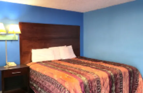 Holiday Motel by Belvilla Cleveland, TN