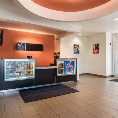 Motel 6 Wilkes Barre, PA - Arena