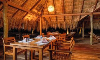 Bar Reef Resort