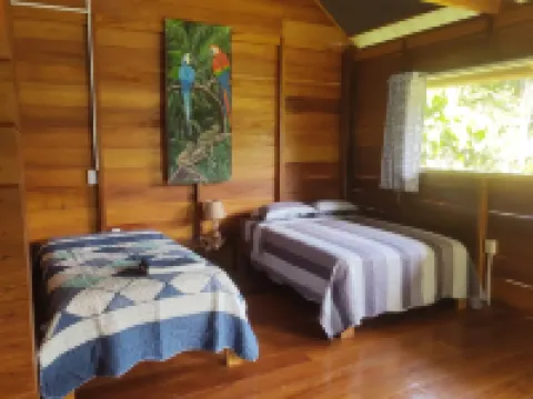 Quirquincho House Hotels in 