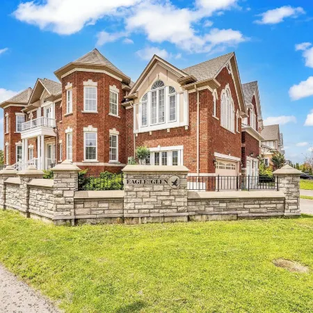 Exhilarating Castle Vibes in Toronto Area with Live Fifa World Cup Programming