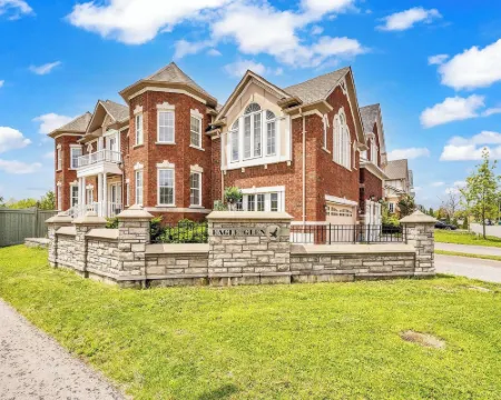 Exhilarating Castle Vibes in Toronto Area Wth Fifa Hotels in Ajax