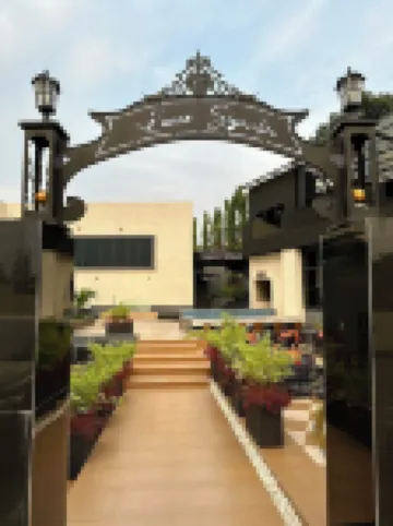 Lunar Signature Hotel & Suites Hotels in 