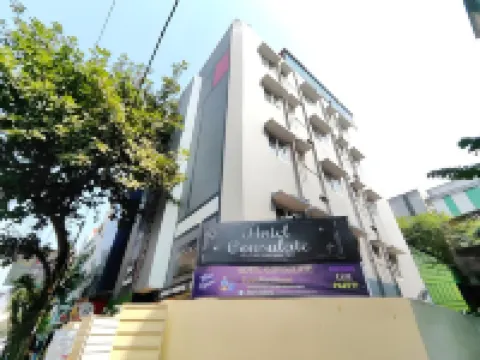 Hotel Consulate by BookMeriHotel Các khách sạn gần Nhà Tagore