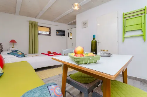 Apartment Mezaroca - Homestays