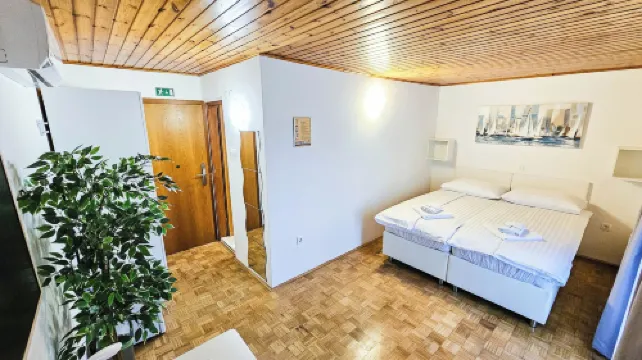 Rooms Koblar