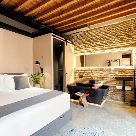 Coeo Despertar Signature Apartments