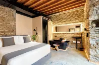 Coeo Despertar Signature Apartments - Hot Tub