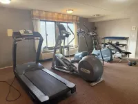 Ashbourne Hotel Canton/Hall of Fame I-77 - Gym