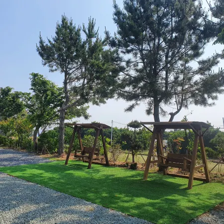 Pohang White Whale Pension