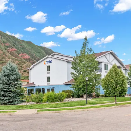 Comfort Inn & Suites Glenwood Springs on the River