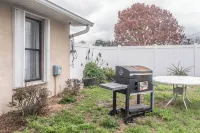 Port St. Lucie Poolside Oasis
