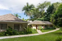 Secluded 3BR Garden Villa Pool Ocean Views - Villas