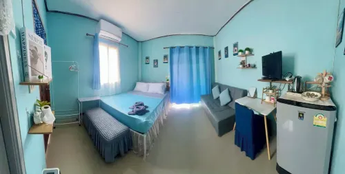 Lee Red House