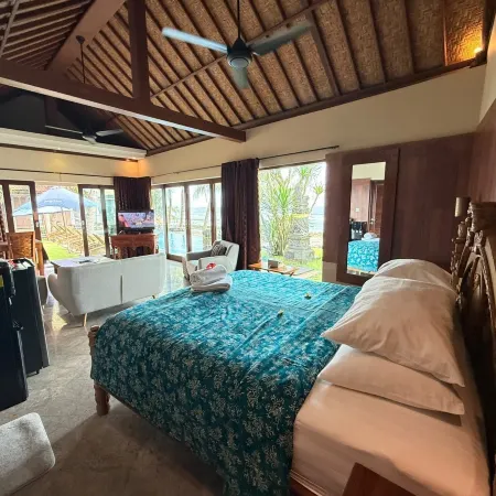 Bayshore Villa Отели рядом с достопримечательностью «Пляж Блю Лагун»