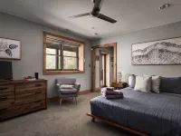 Hidden Cabin Retreat with Hot Tub in Lost City, WV Hotels in Hardy County