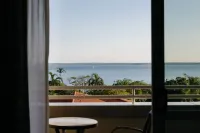 voco DARWIN SUITES by IHG - إطلالة على البحر