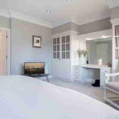Homes in the Sun Winner - Spacious - Lake Views Rooms