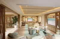 The Royal at Atlantis