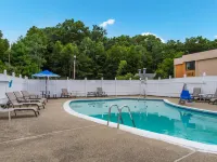 All Seasons Inn & Suites Smithfield Providence Hotels in Smithfield