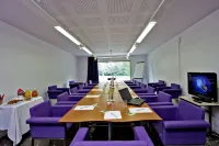Logis Hotel des Lacs d'Halco - Parkplatz