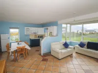 No 5 Beach Cottages