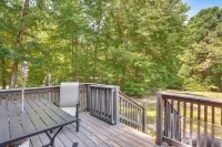 3 Mi to San-lee Park! Family Home w/ Office & Yard - Homestays