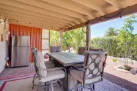 Outdoor Sanctuary + Gym! Retreat 4 Mi to Reid Park - Homestays