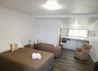 Golden Aura Suites - 2 étoiles