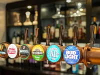 Mercure Salisbury White Hart Hotel & Apartments - Quầy bar