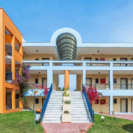 Atrium Hotel