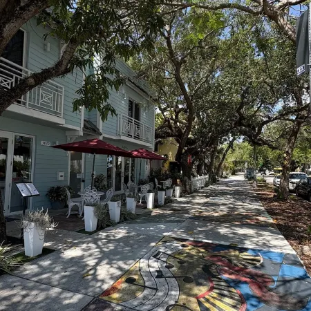 Bed & Breakfast Coconut Grove Miami Отели рядом с достопримечательностью «Коконат-Гроув»