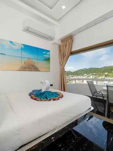 รูปภาพของPatong Tower - 3BR, best location, 150m to beach