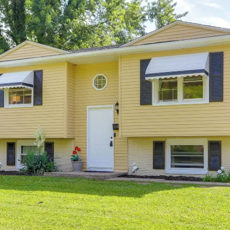 Explore Oberlin! Home 1 Mi to Main Street & Campus