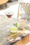 Ocho Artisan Bungalows - bar