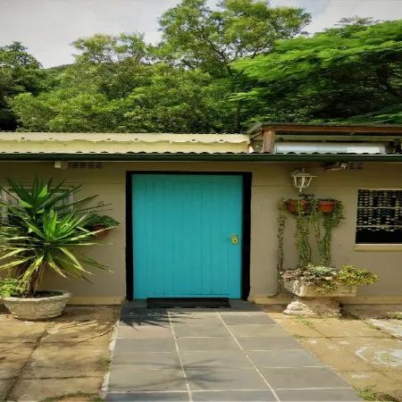 Fountain Baths Guest Cottages