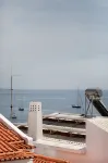 Top Floor (up to 4)   Sui7es Guest House Cascais - Condos