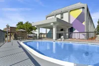 Spark by Hilton Grand Prairie - Parkplatz