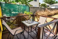 Adulo Apartments - parking