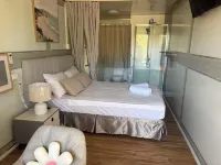 Sunshine Gardens FarmStay - Beach