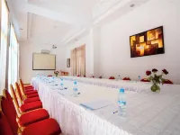 Intouriste Hôtel & Suites Hotels near Founty